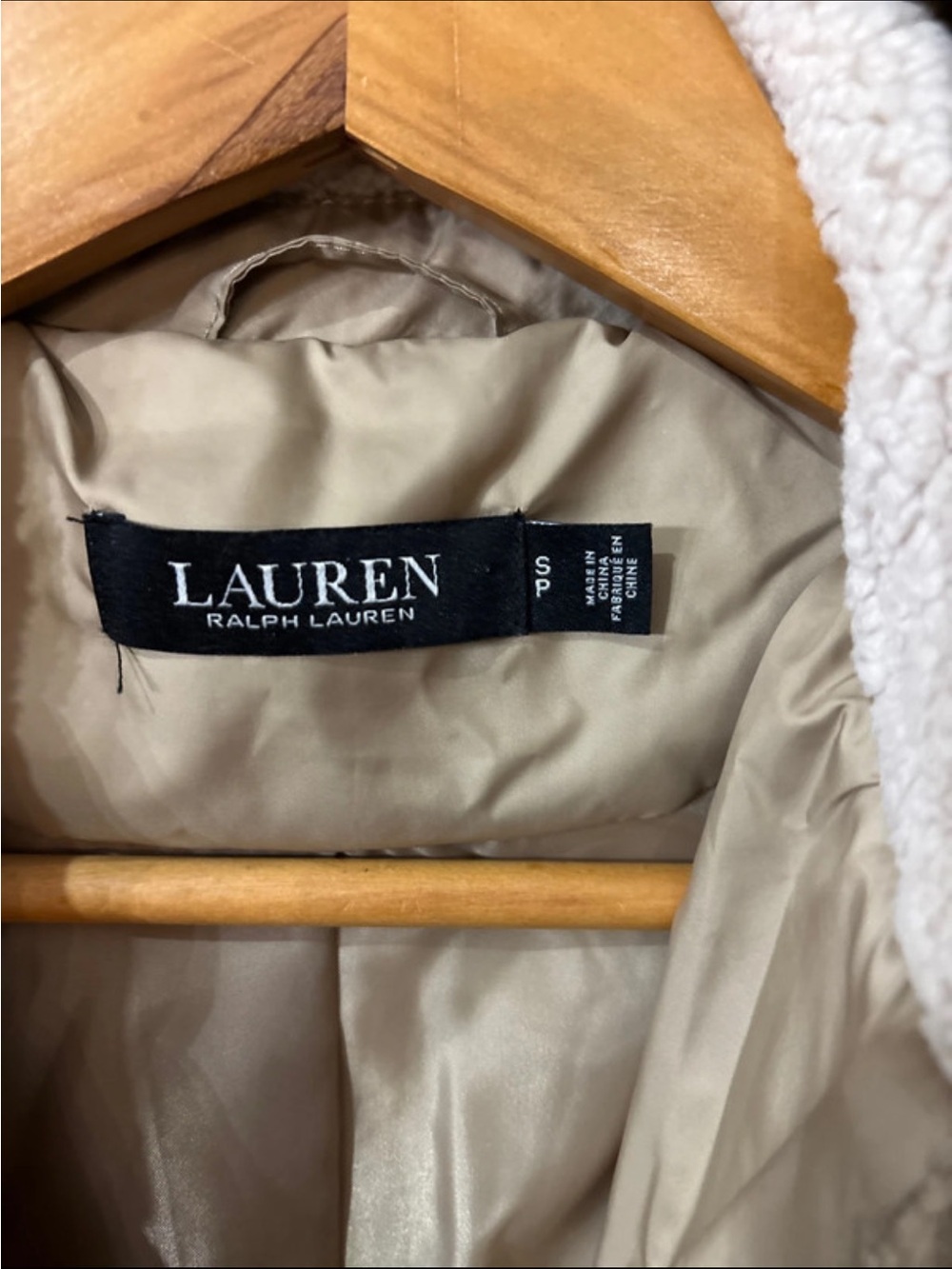 Ralph Lauren Diamond Quilted Beige Jacket with Faux Sherpa Collar petite small - Picture 3 of 8
